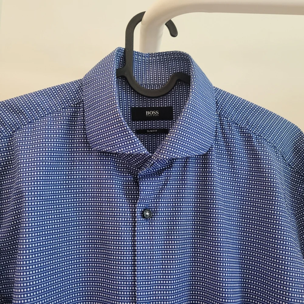 Boss Men's Navy and White Striped Dress Shirt 39 Slimfit - Picture 3 of 7